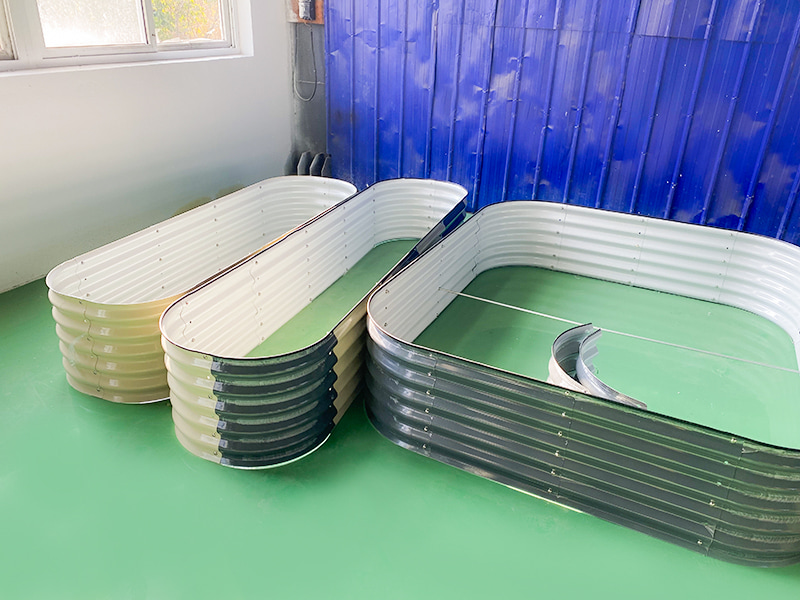 Máquina formadora de rollos para camas de jardín