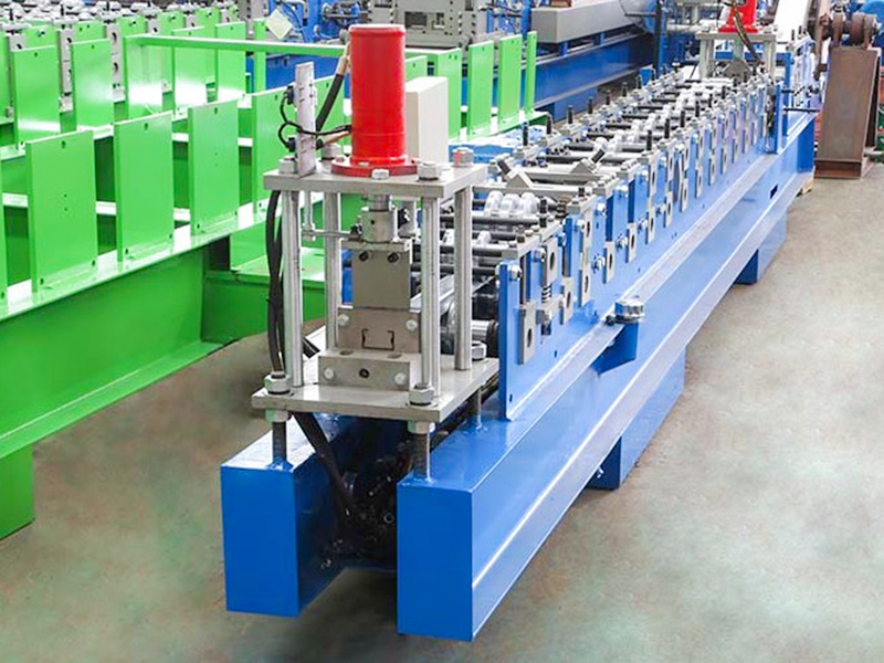 Máquina perfiladora de perfiles de paletas