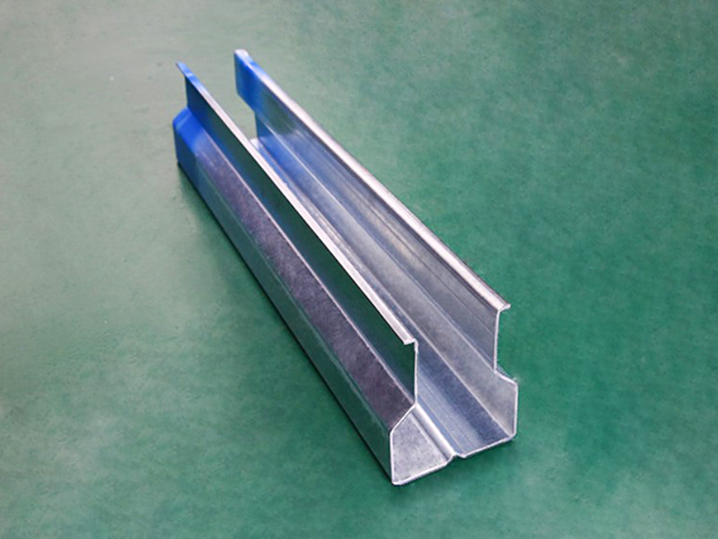 Máquinas formadoras de rollos verticales