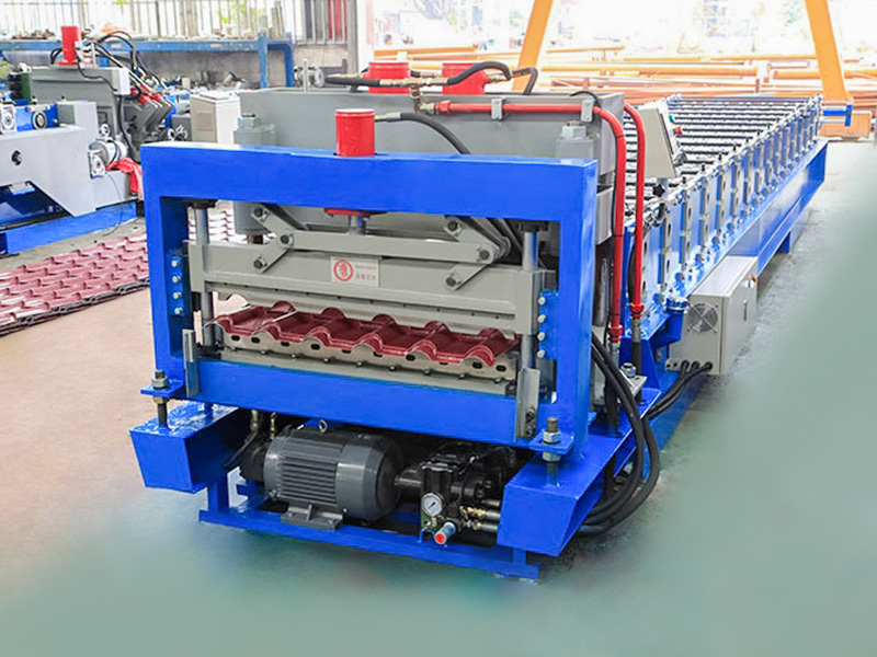 YX25-162-810 Máquina formadora de rollos de tejas esmaltadas de gran adaptabilidad